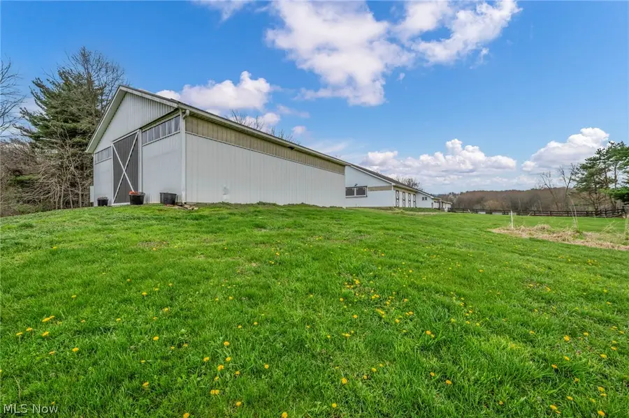 4020 Faircrest Sw Street, Canton, OH 44706 - #3