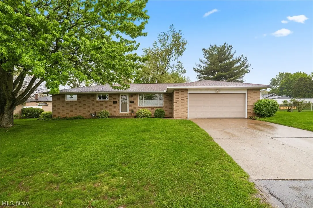 462 Ford Nw Street, Massillon, OH 44647 - #1