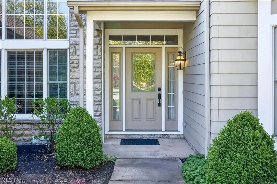 122 Haskell Drive, Bratenahl, OH 44108 - #3