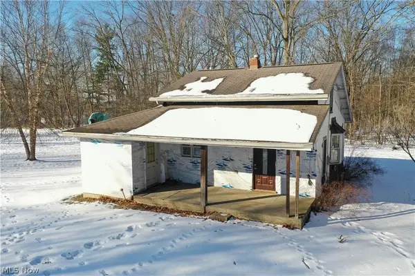 1542 Woods Road, Akron, OH 44306