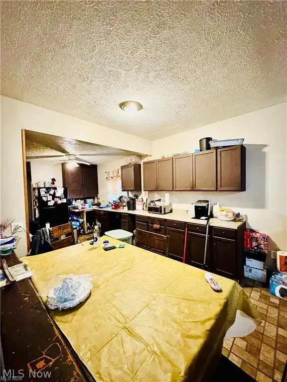 927 Avon Street, Akron, OH 44310 - #3