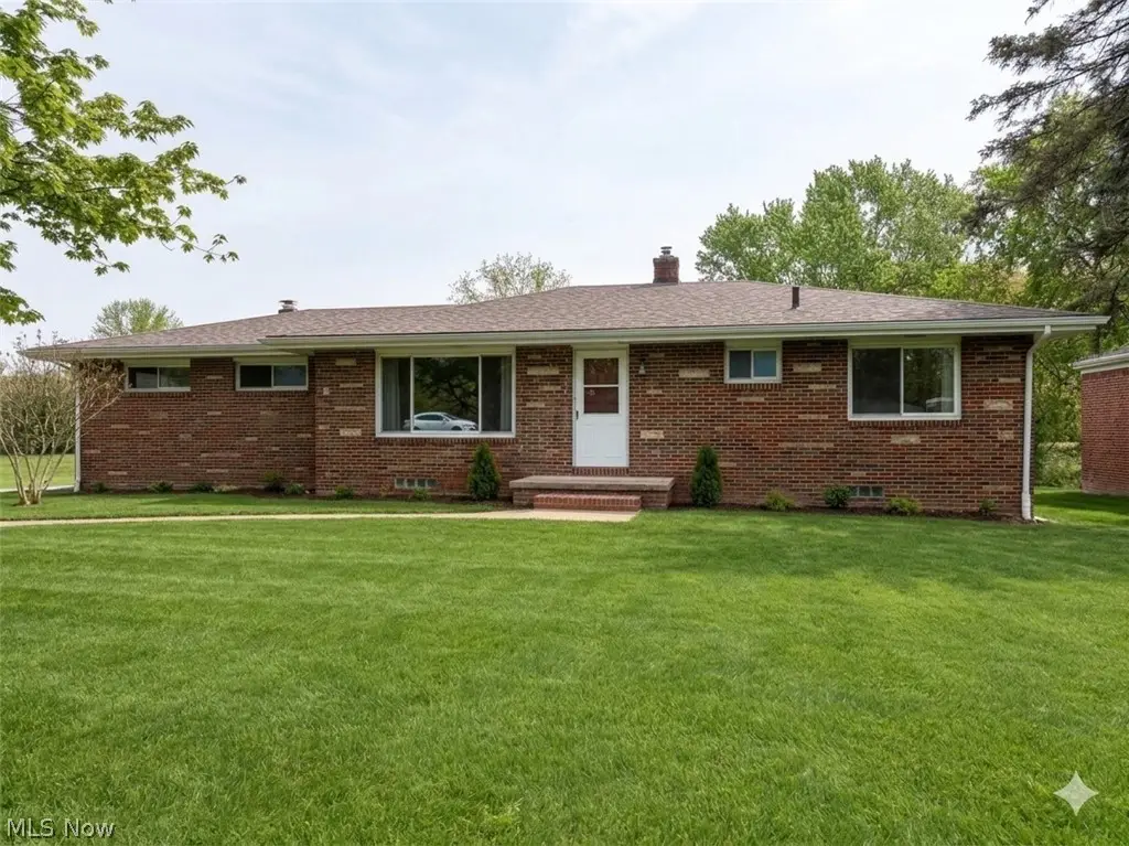 3591 Dayton Avenue, Kent, OH 44240 - #1