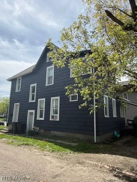 923 10th Nw Street, Canton, OH 44646 - #3