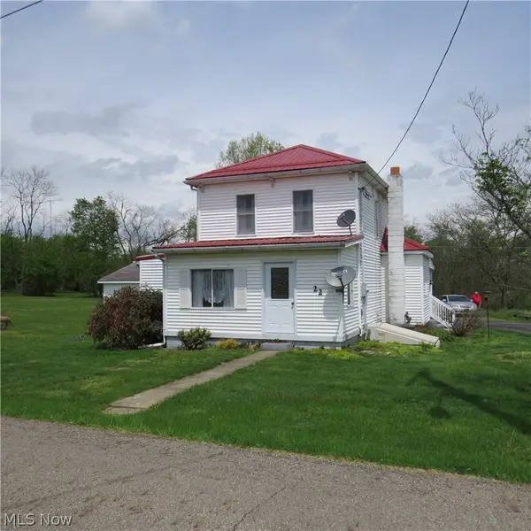 22 Maple Hill Road, Salineville, OH 43945