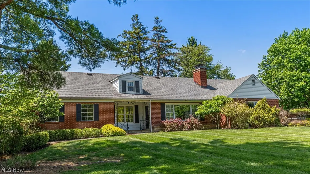 3155 E Highland Drive, Zanesville, OH 43701 - #1