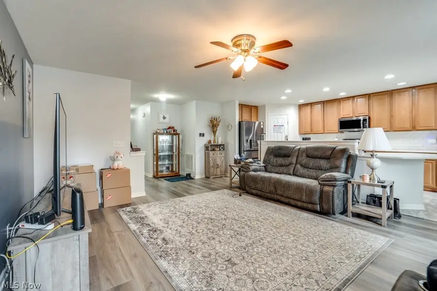 1240 Winter Fern Avenue, Akron, OH 44312 - #3
