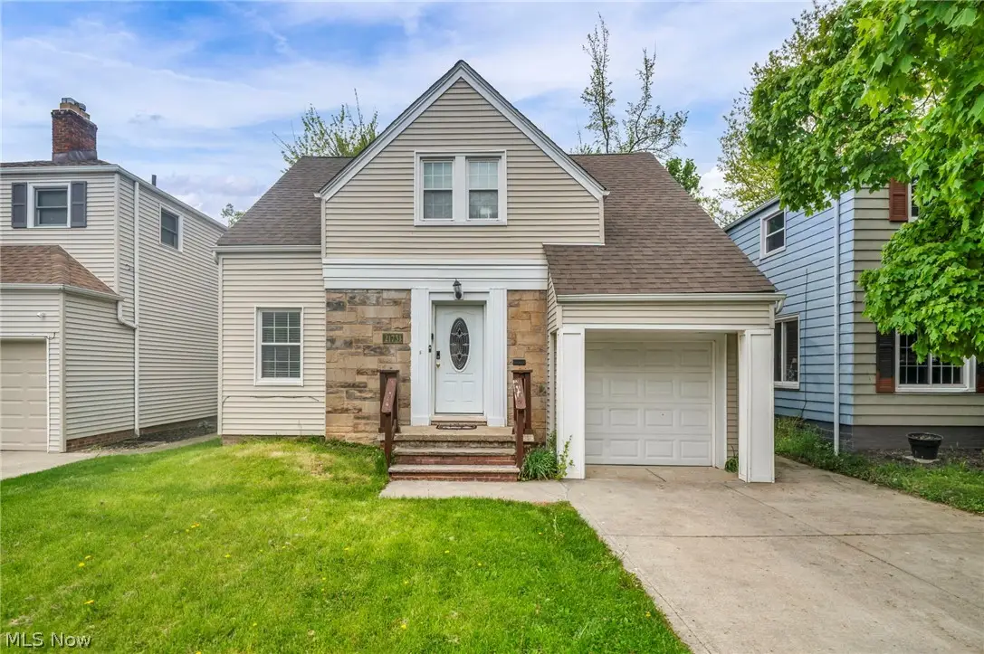 21731 Maydale Avenue, Euclid, OH 44123 - #1