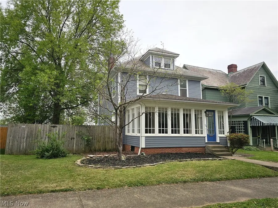 316 Oakwood Avenue, Marietta, OH 45750 - #3