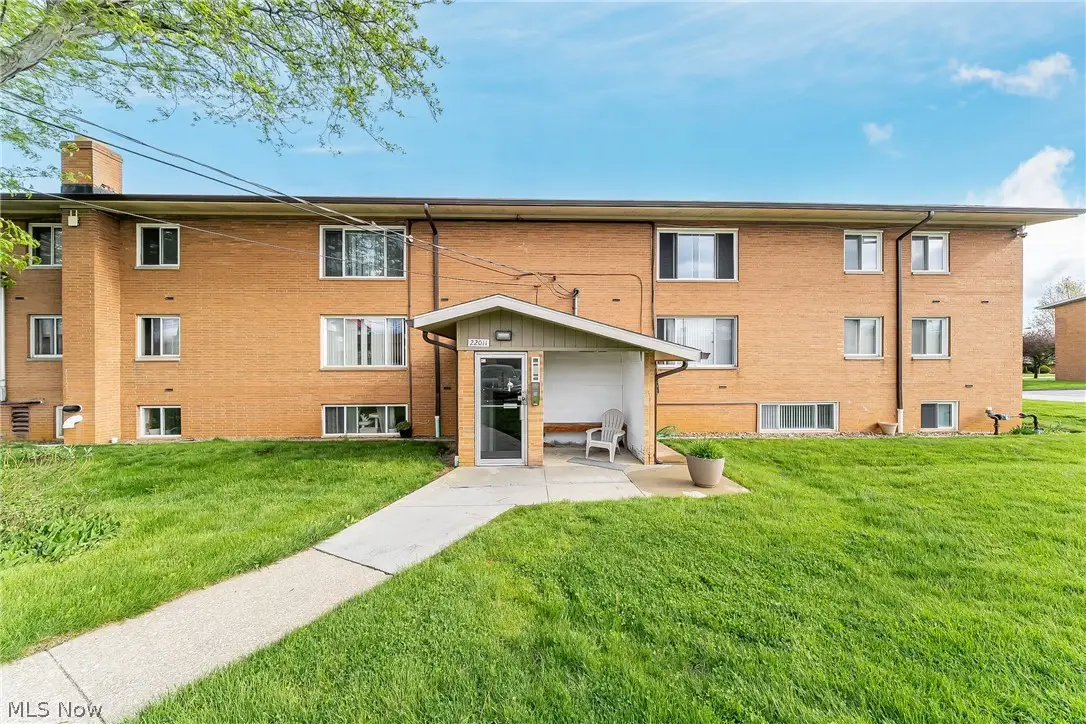 22011 River Oaks Drive #A3, Rocky River, OH 44116 - #1