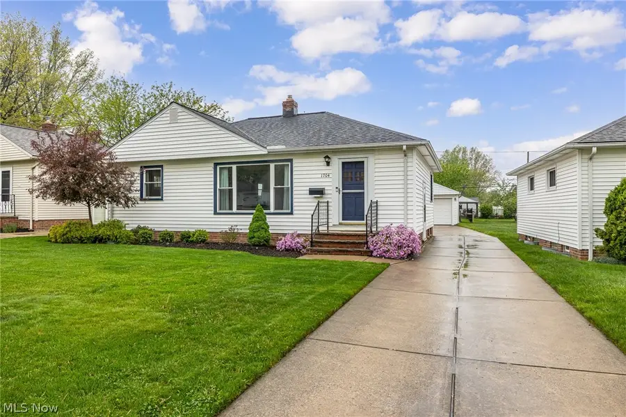 1704 Drenik Drive, Wickliffe, OH 44092 - #2