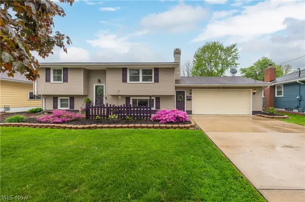 640 W Martin Avenue, Amherst, OH 44001