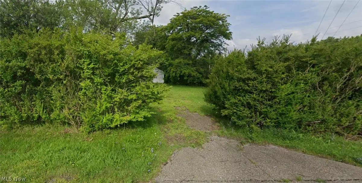 554 & 610 S Chillicothe Road, Aurora, OH 44202 - #1