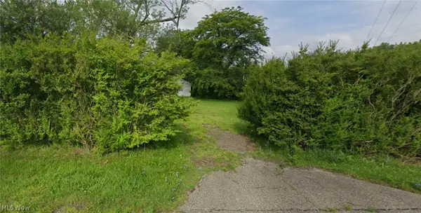 554 & 610 S Chillicothe Road, Aurora, OH 44202