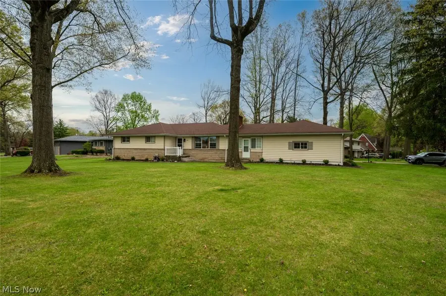 503 E Montrose Street, Youngstown, OH 44505 - #2