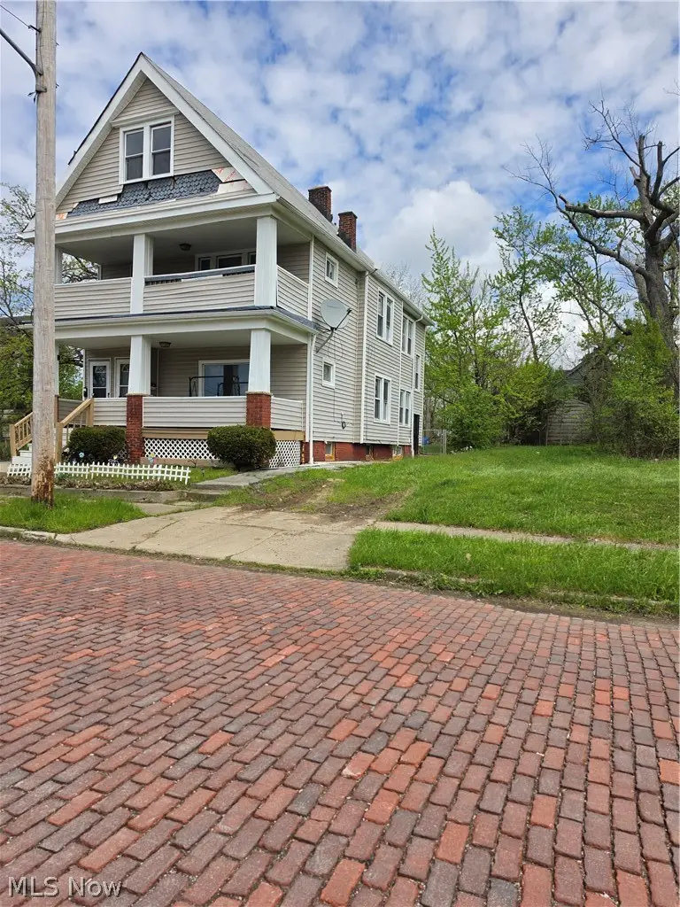 3513 E 117th Street, Cleveland, OH 44105 - #2