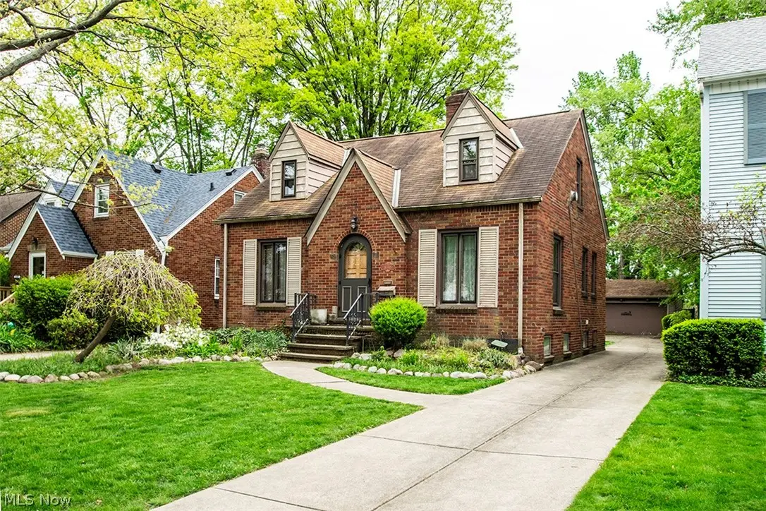 16305 Elsienna Avenue, Cleveland, OH 44135 - #1
