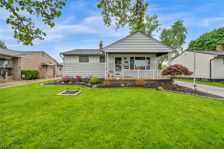 15425 Richard Drive, Brook Park, OH 44142 - #2