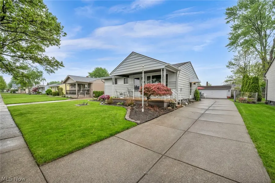 15425 Richard Drive, Brook Park, OH 44142 - #3