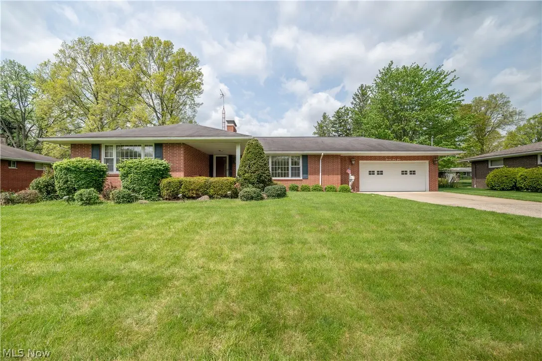 1498 Brantford Drive, Youngstown, OH 44509 - #1