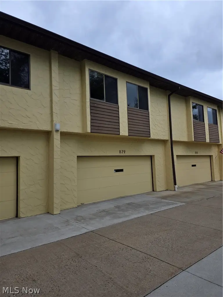 879 Hampton Ridge Drive, Akron, OH 44313 - #2