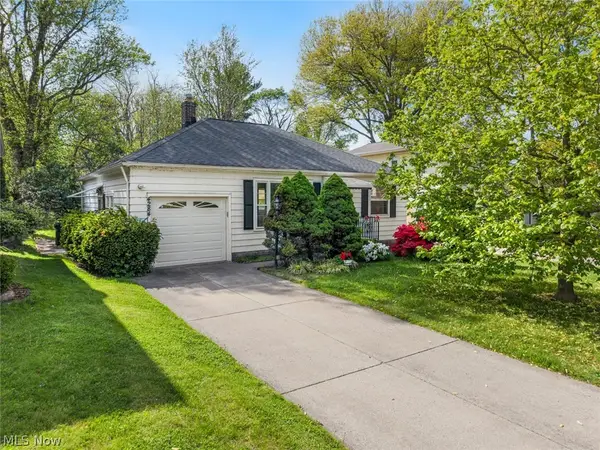 4284 W 204th Street, Fairview Park, OH 44126