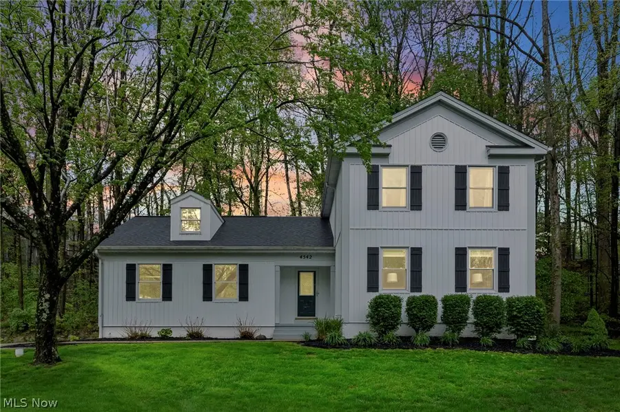 4542 Briarcliff Trail, Copley, OH 44321 - #2