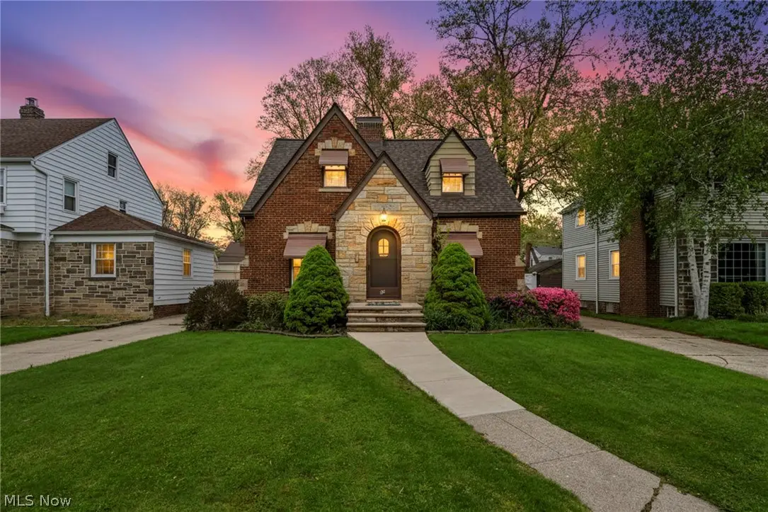91 E 212th Street, Euclid, OH 44123 - #1