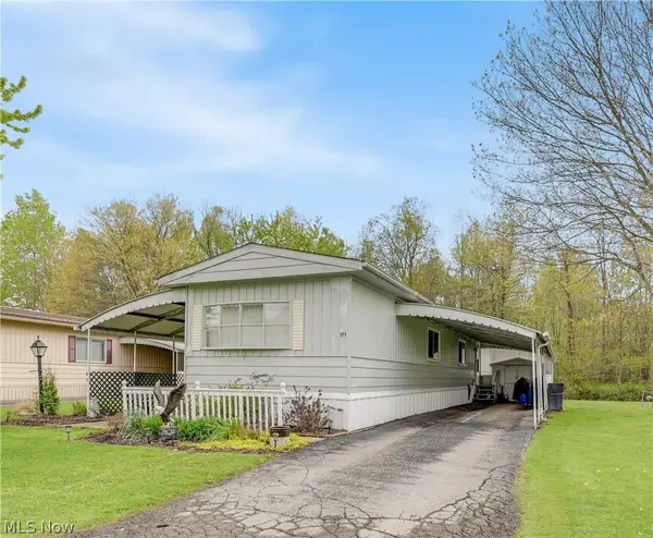 171 Brook Drive, Brookfield, OH 44403
