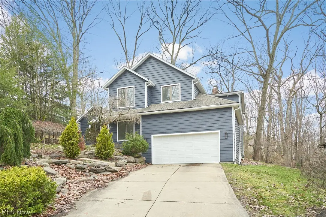 718 Stonecliff Drive, Akron, OH 44313 - #1
