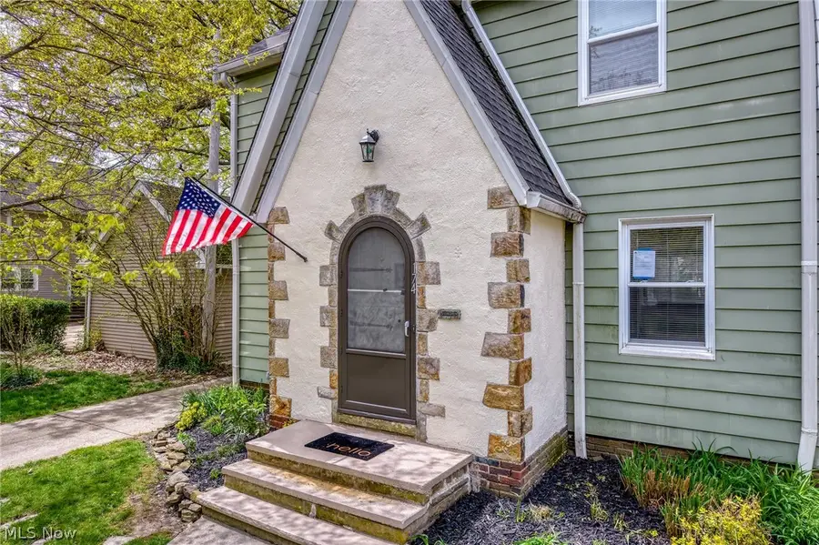 174 E 208th Street, Euclid, OH 44123 - #2
