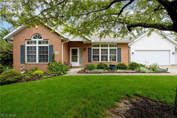 2457 Barrington Way #322, Wooster, OH 44691