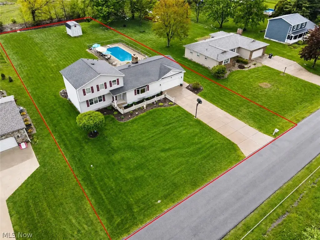 6645 Summit Drive, Canfield, OH 44406 - #1