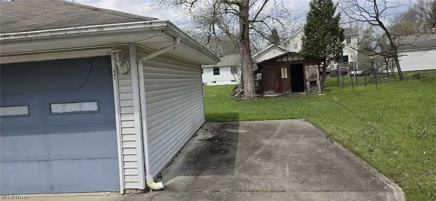 105 Mapledale Avenue, Bedford, OH 44146 - #3