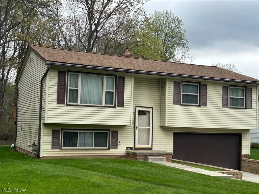 24437 Ridgeline, Bedford Heights, OH 44146 - #3