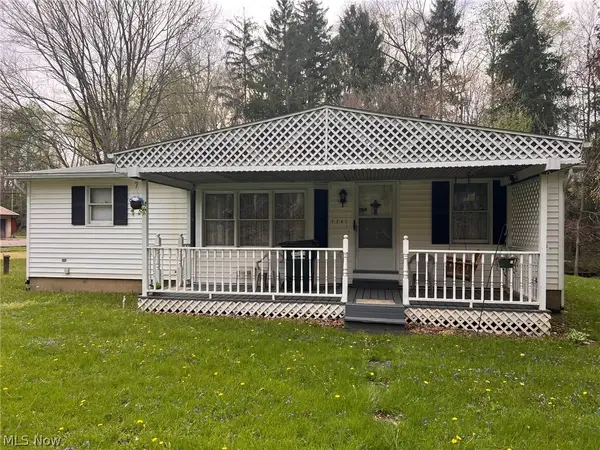 1241 Bison Nw Street, Massillon, OH 44647