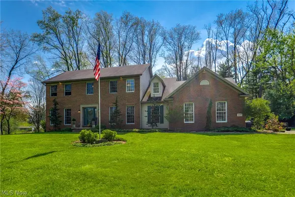 5137 Plain Center Ne Avenue, Canton, OH 44714