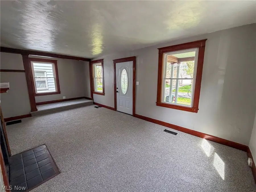 434 Pennsylvania Avenue, McDonald, OH 44437 - #3