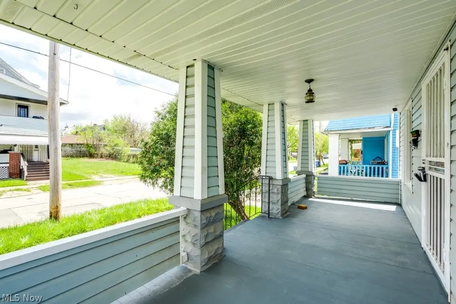 3694 E 143rd Street, Cleveland, OH 44120 - #3