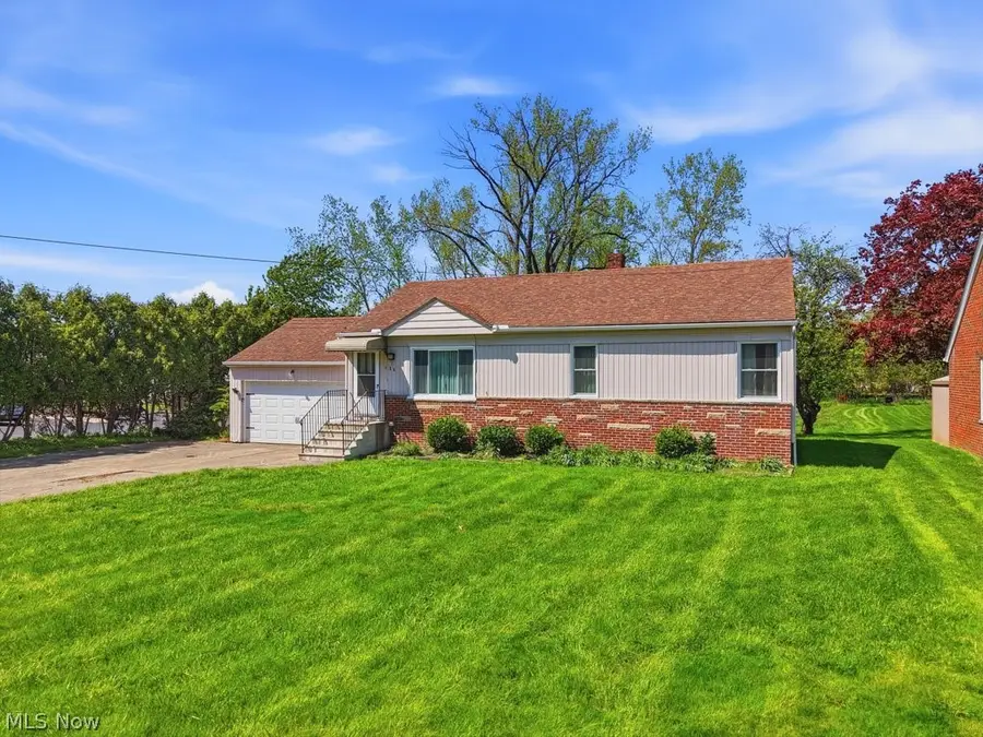 125 Meadowlane Road, Seven Hills, OH 44131 - #2