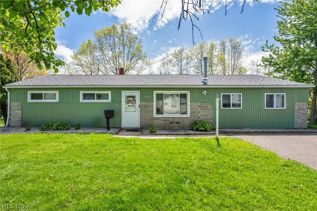 7090 Comanche Trail, Mentor, OH 44060 - #1
