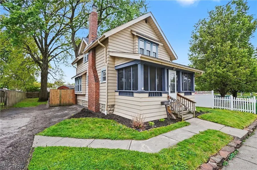 538 Stow Avenue, Cuyahoga Falls, OH 44221 - #3