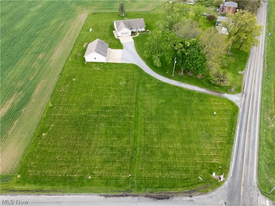 17361 Back Massillon Road, North Lawrence, OH 44666 - #3
