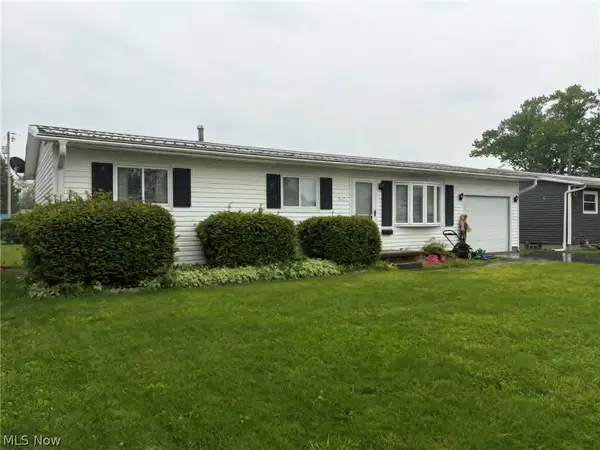 517 E 5th Street, West Lafayette, OH 43845