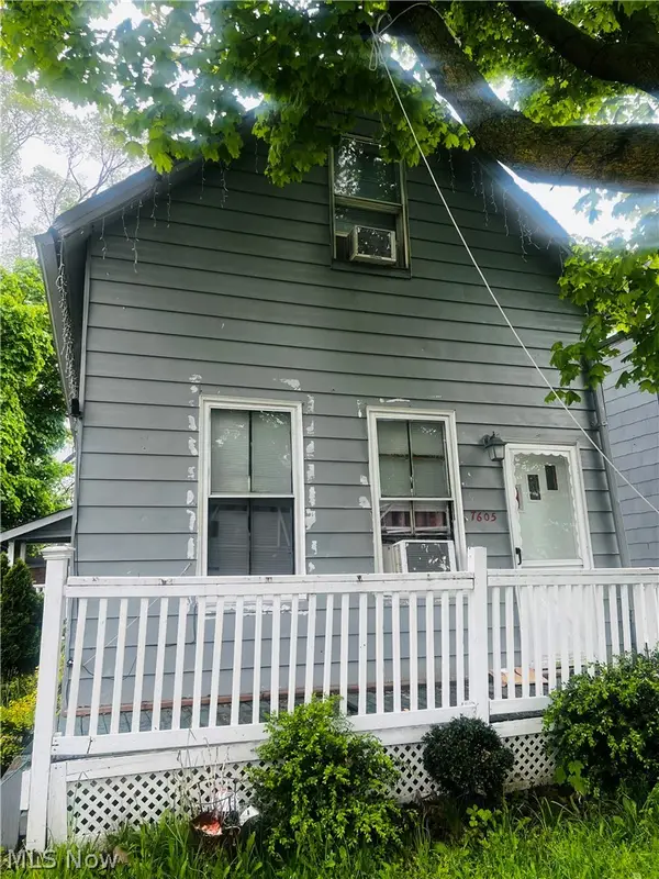 7605 Lawn Avenue, Cleveland, OH 44102