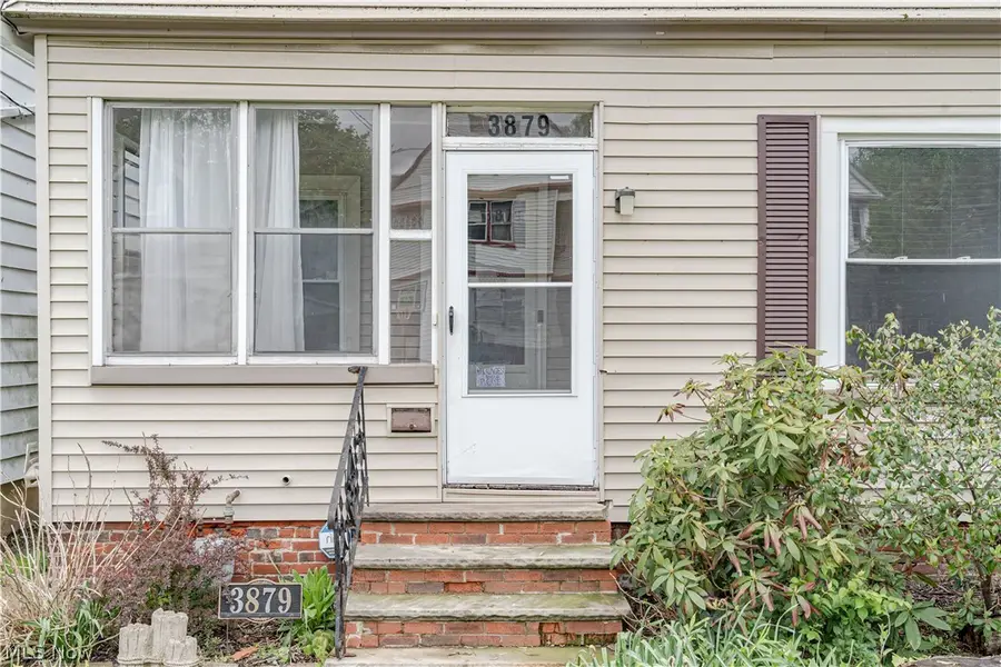 3879 W 36th Street, Cleveland, OH 44109 - #3