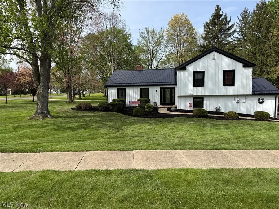 8093 South Park, Garrettsville, OH 44231 - #2