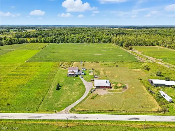 2393 Stanhope Kelloggsville Road, Dorset, OH 44032