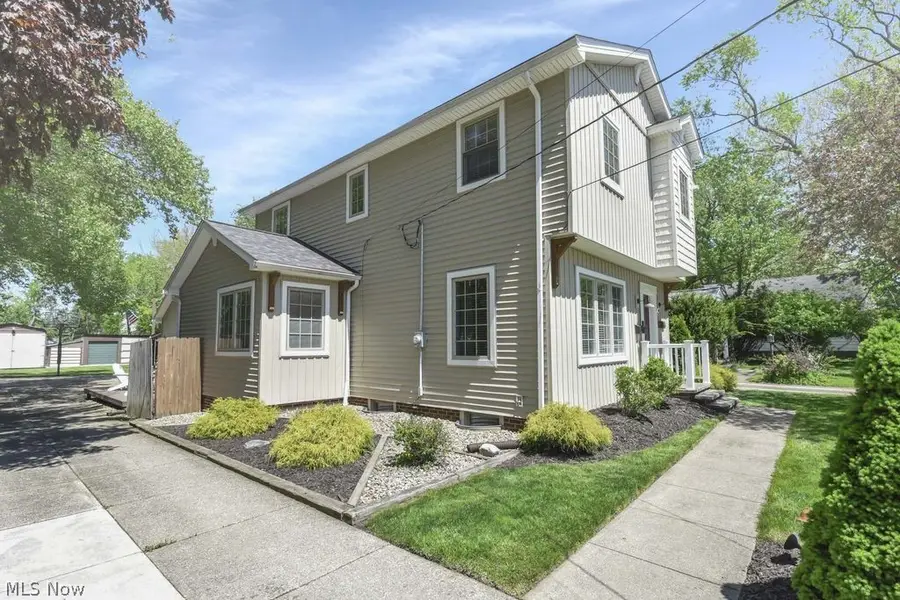 24164 Smith Avenue, Westlake, OH 44145 - #2