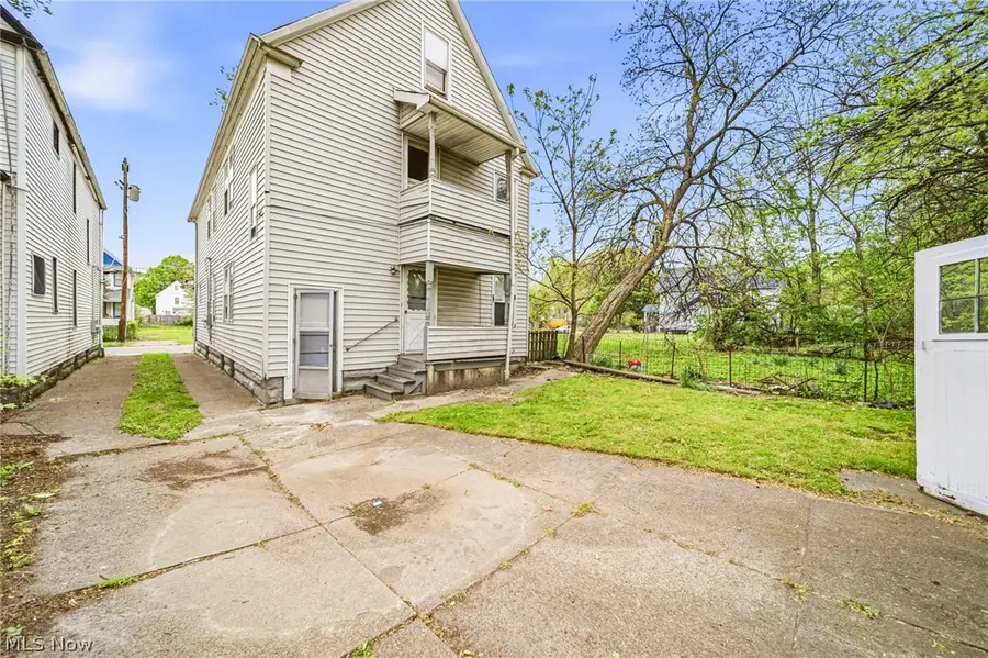 6732 Edna Avenue, Cleveland, OH 44103 - #3