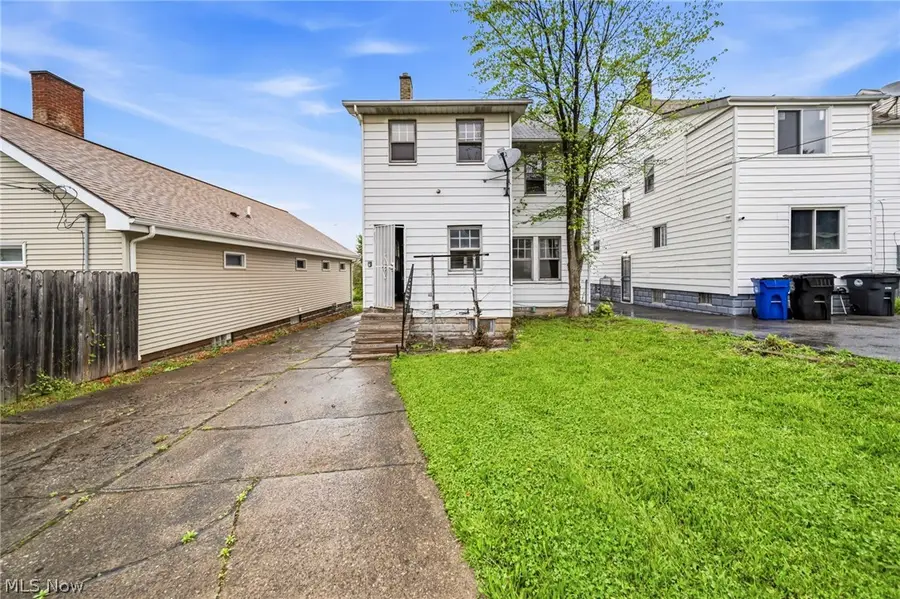 8506 Jeffries Avenue, Cleveland, OH 44105 - #3